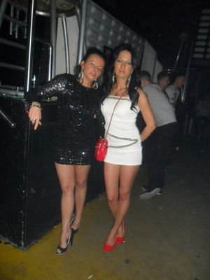 Mature bimbos are looking for some horny greenhorns