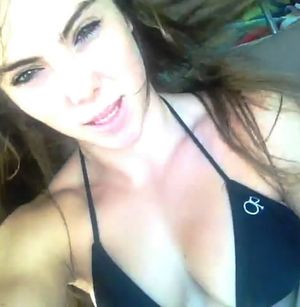 Mckayla Maroney Boob