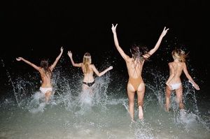 J'irais bien nager avec elles