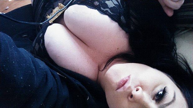 Pornhub Amateur and Camgirl Ms. Shynie