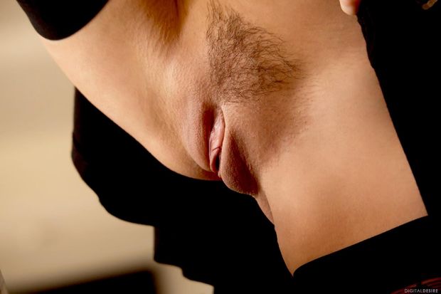 Riley Reis Close UP
