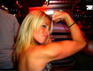 sexy strong arm bitch, what a powerful handjob she could give