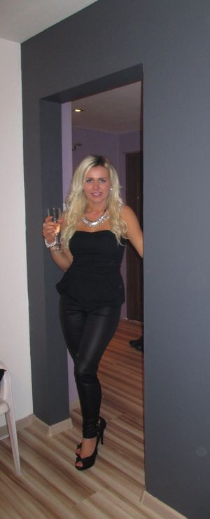 Blonde party bimbo