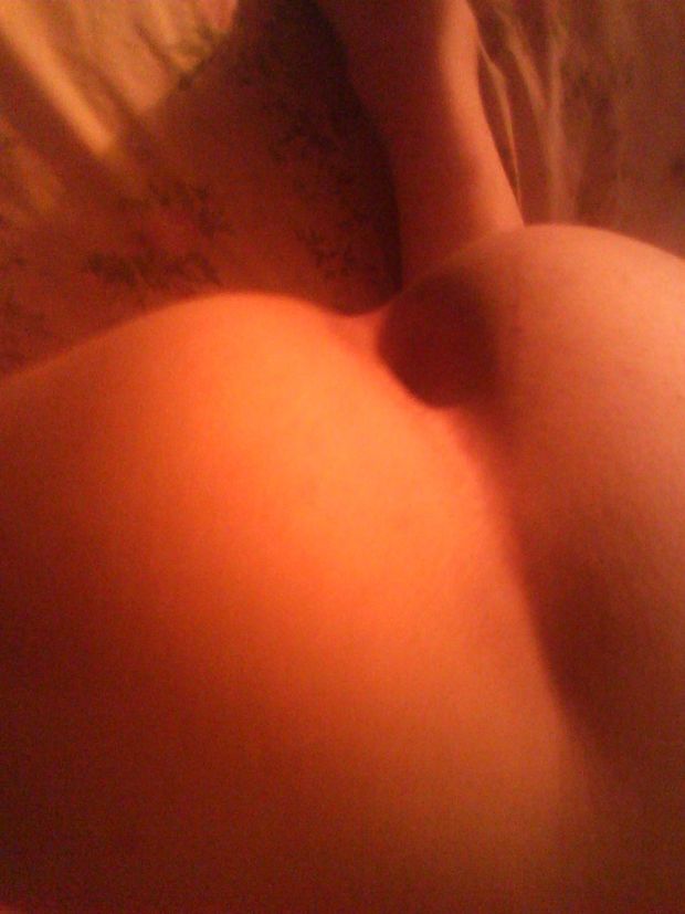 Pink T-babe