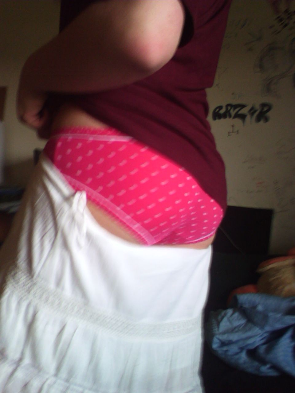 Pink T-babe