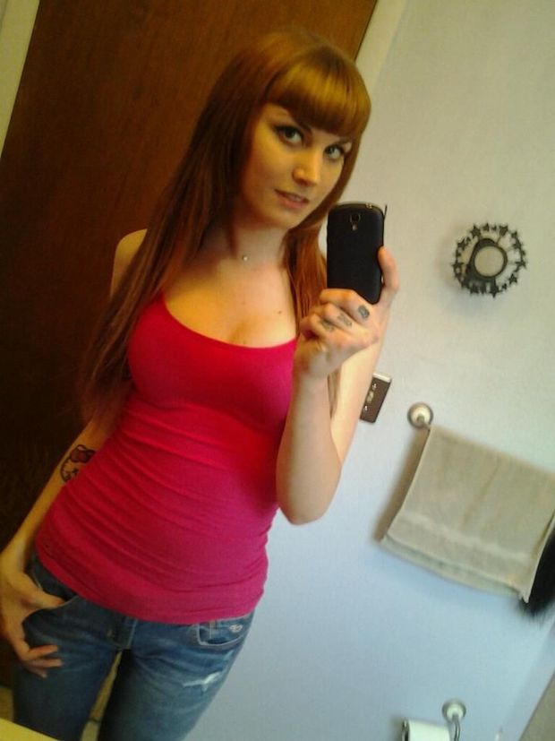 TEEN HOTTY