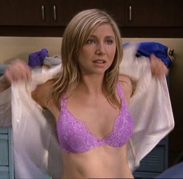 Sarah Chalke exposing bra