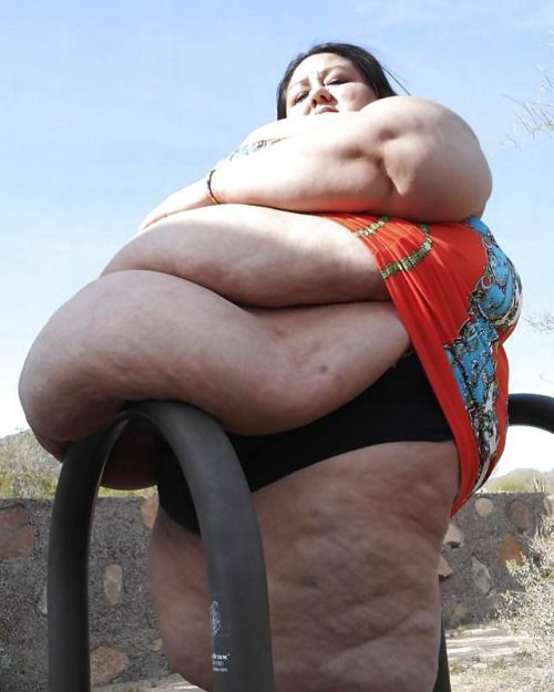 big-jean-ssbbw:

big-jean-ssbbw.tumblr.com