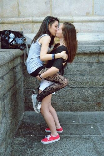 Passionate College kiss