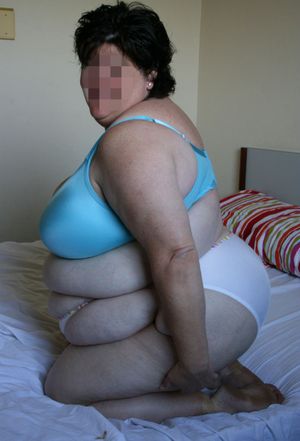 ssbbwpeter485: ssbbw, bbw, fat, feedee, feederism, big belly