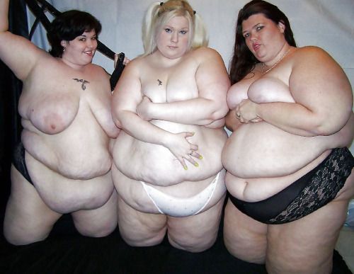 ssbbwpeter485:
ssbbw, bbw, fat, feedee, feederism, big belly