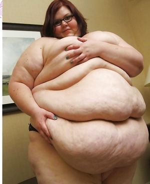 ssbbwpeter485: ssbbw, bbw, fat, feedee, feederism, big belly
