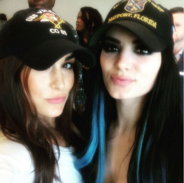 Two Beautiful Divas!