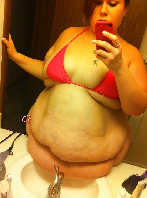 big-jean-ssbbw:

big-jean-ssbbw.tumblr.com