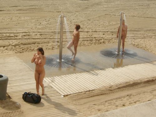 Moms in the Shower outdoor shower edition