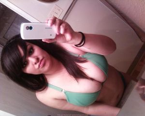 emo chick in selfie, huge tits | to be Porn