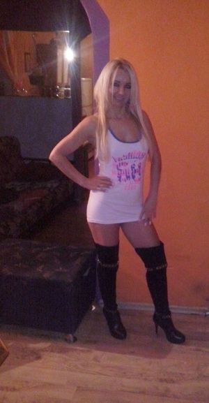 Blonde milf is going to have some "fun"