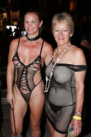 SEXY OLD LADIES