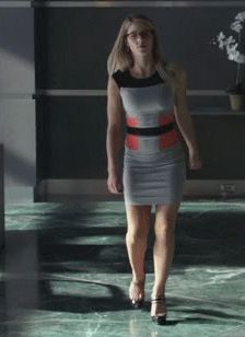 Emily Bett Rickards -7/91 -5'5''- 34A-25-35''- 125Lbs - 7-Shoe, Cunnilingus! -Yum! Yum!