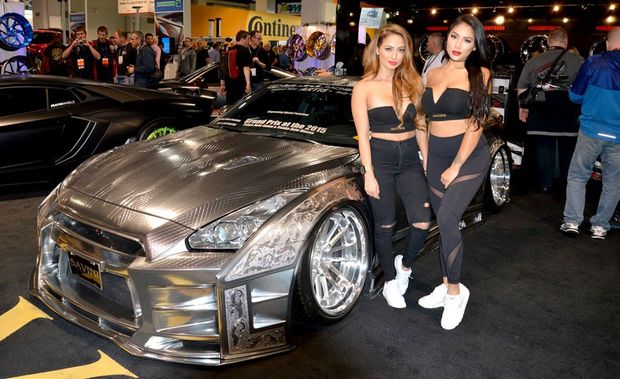 Sexy Babes and Cars on SEMA Show Las Vegas