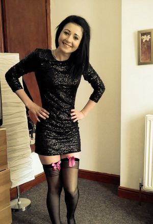 Wild gf is ready for a party