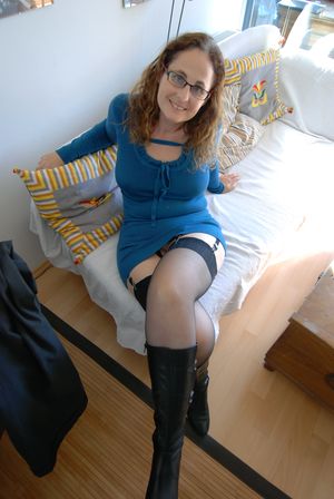 VORZEIGBAAR - Your Wife Is My Fetish! Follow me for more beautiful wives!