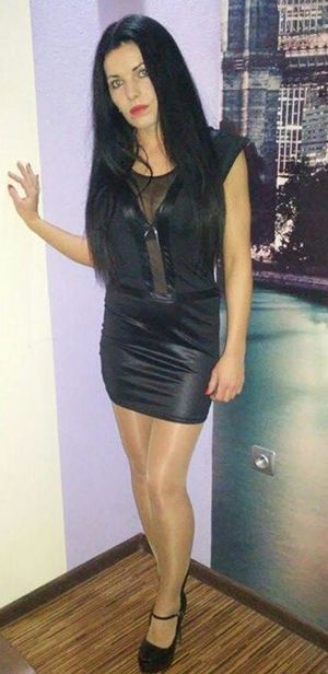 Perfect dress to carry out some naughty plans, on gorgeous brunette