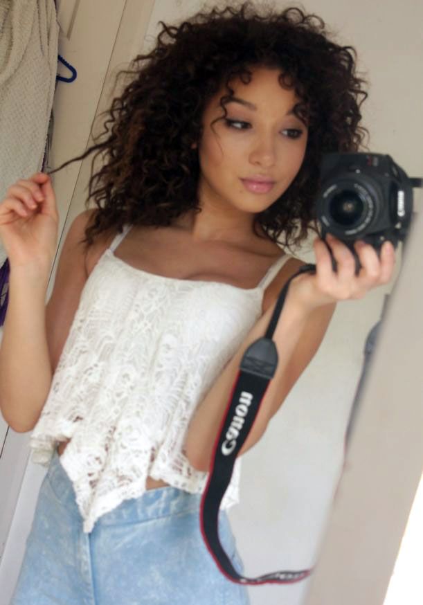 Sexy ebony selfie
