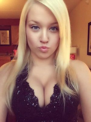 amateurslutsoncam Picture