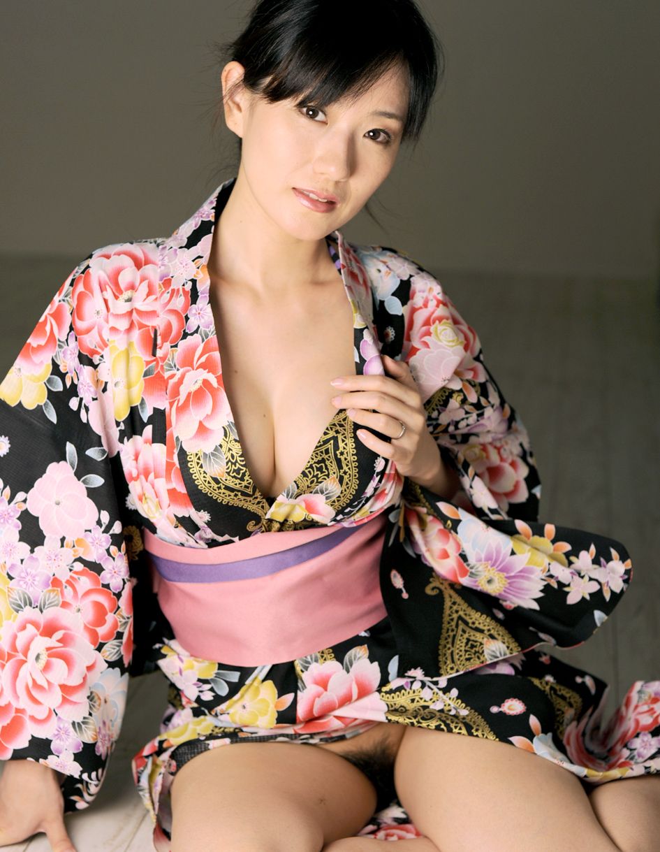 bottomless in yukata