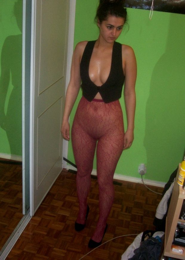 Gorgeous babe