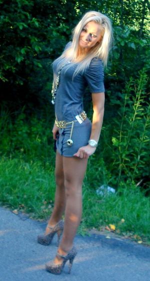 Come on sugar, I know very nice place, not far from here. Don't be so shy..