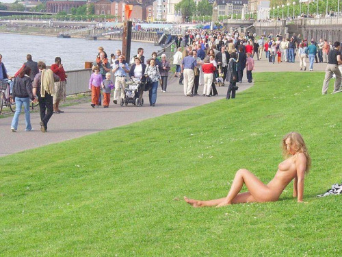 exposed-in-public:Sunning Exposed at :