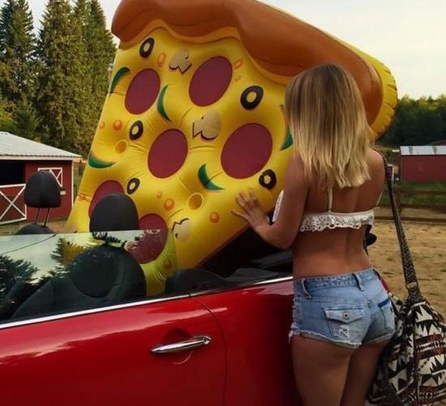 Pizza ass