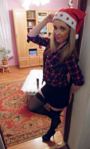 Bimbo blonde during xmas