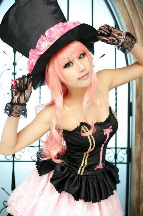 Hottest Cosplayer features the hottest cosplayers from around the world! Submit your photos to be featured! Submit as many photos as you want!