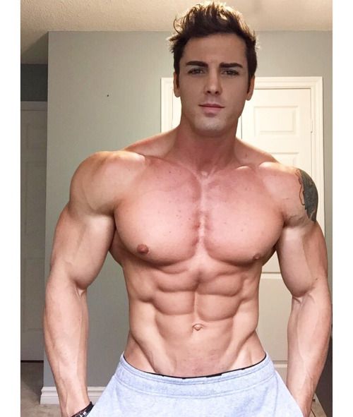 lumbrjax:

Instagram user @collinjoseph_fit...
