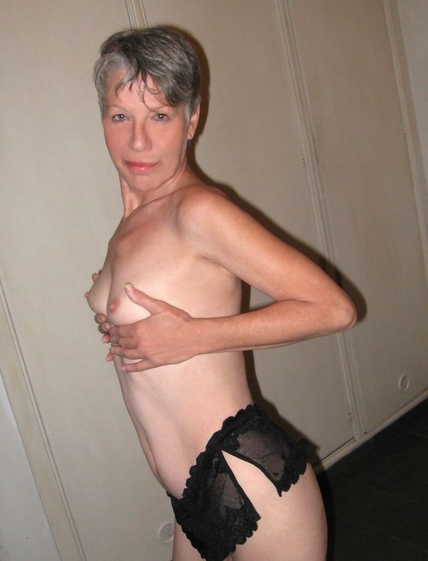 Delicious milf exposed