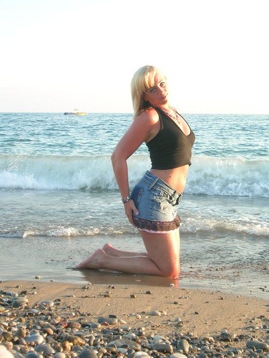 Joyce (former neighbourgirl) at 20 y.o.