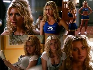 cheerleader caught Aly Michalka