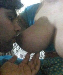Bhabhi allowed me to suck her tits and drink her milk