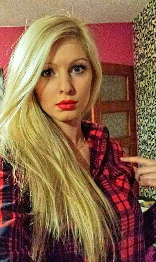 Blonde chick