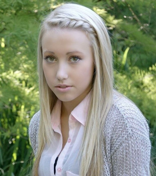 Blonde in the wild