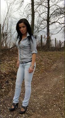 Brunette chick is looking for some fun