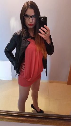 Brunette bimbo is taking last selfie before go out. She'll get some more pics during the party... mostly pov pics