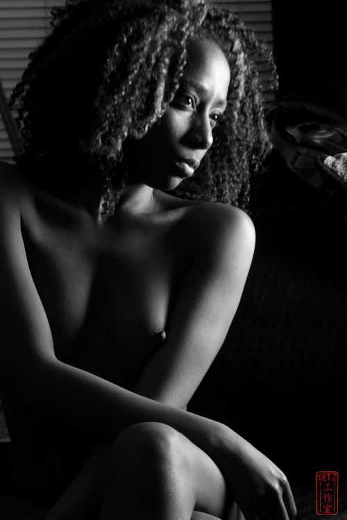 Sexy ebony woman