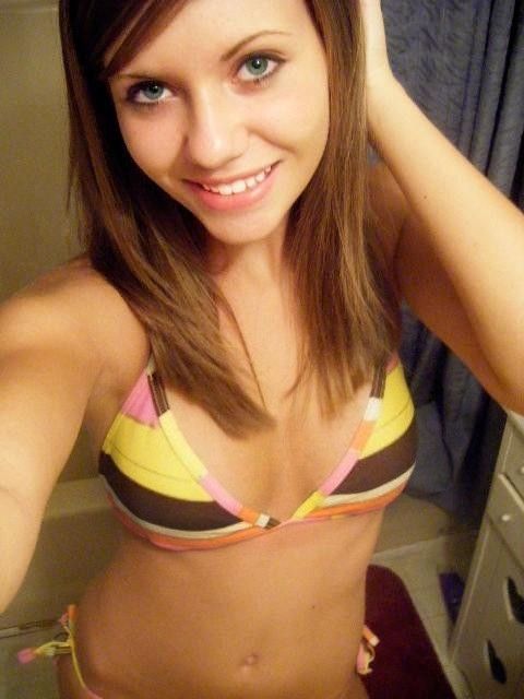 Hot coed selfie