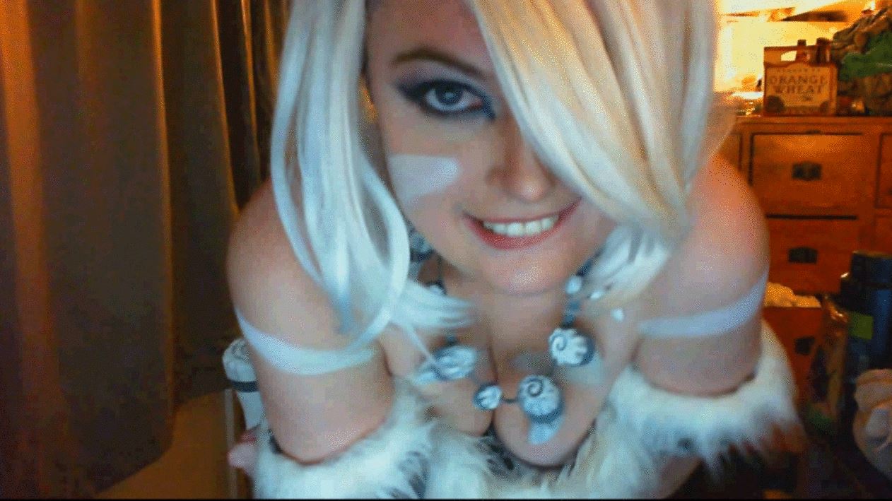 gif cosplayer big boobs - http: //gph. is/1ZgHy1V