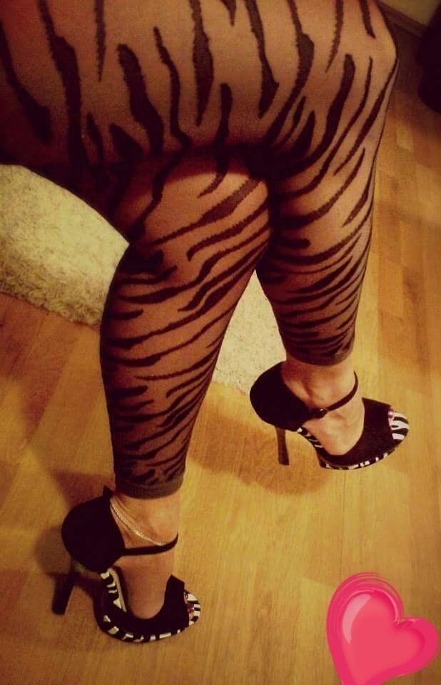 Sexy milf legs