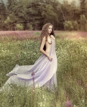 Organic bond between beauty and natural world